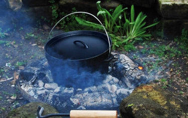 7 onmisbare accessoires voor het gebruik van een Dutch Oven