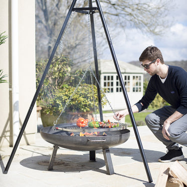 La Hacienda - Dreibein mit Grillrost (172 cm)
