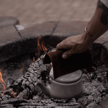 Barebones - Leather Hot Pad - Terrakotta-Wildleder
